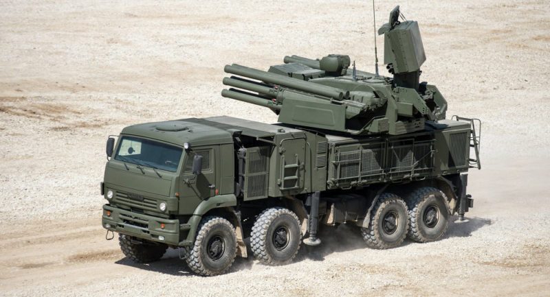 Algeria displays new Pantsir SM in a live fire exercise