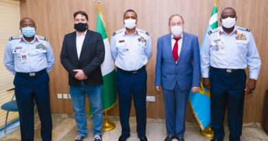 Nigerian air force and Hungary delegation